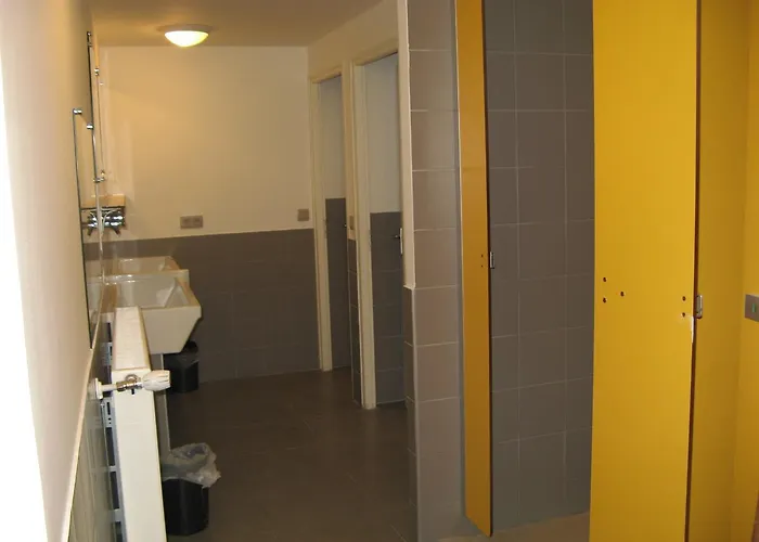 Nouveau Grassonnet ホステル *